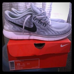 Nike Free Run 5.0 sneakers